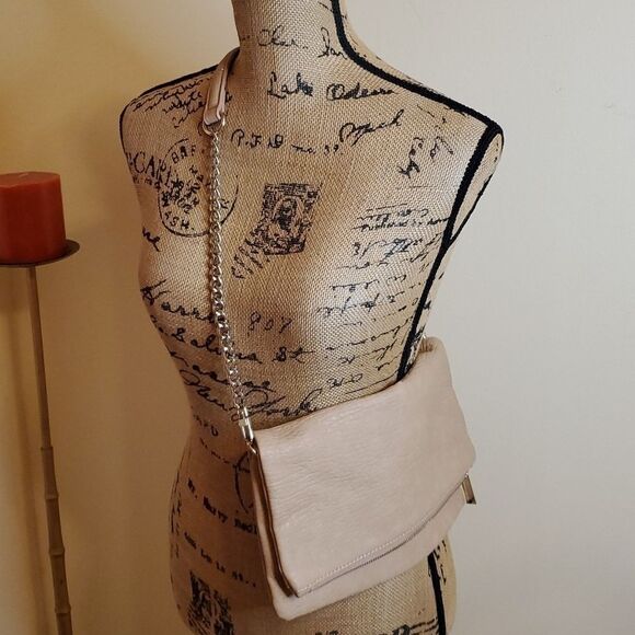 Express tan crossbody purse - Picture 1 of 11